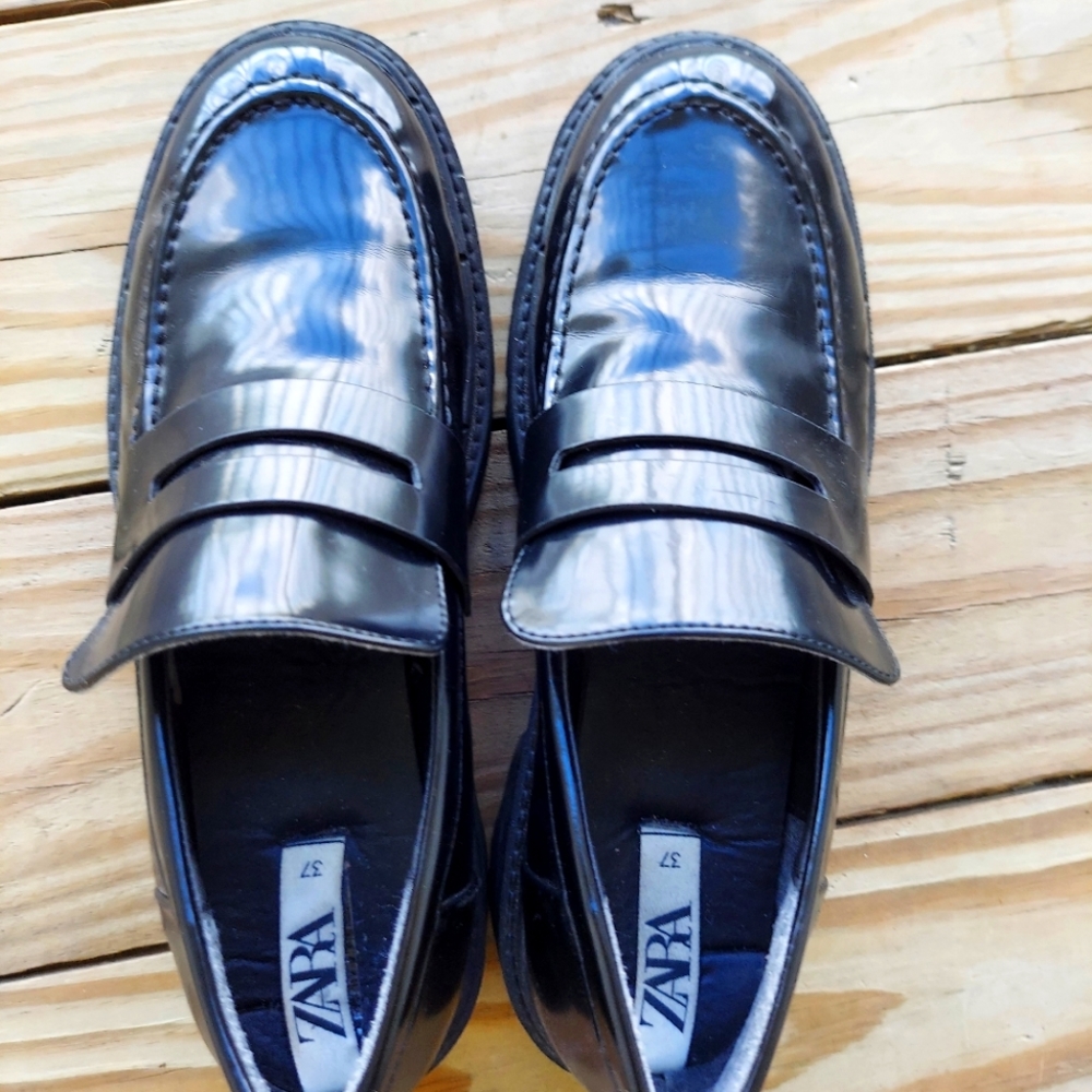 Zara black Oxford type Moccasin shoes size 37